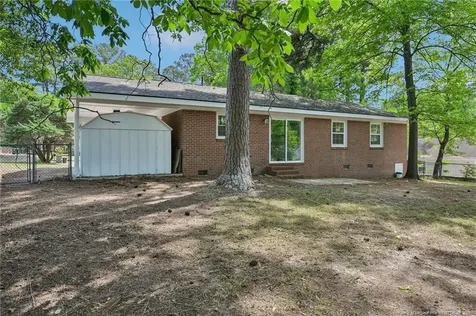 818 Rock Spring Road Fayetteville NC 28314