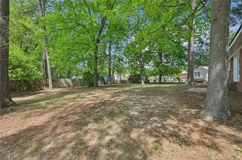 818 Rock Spring Road Fayetteville NC 28314