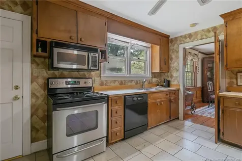 1610 Twin Oak Drive Fayetteville NC 28305