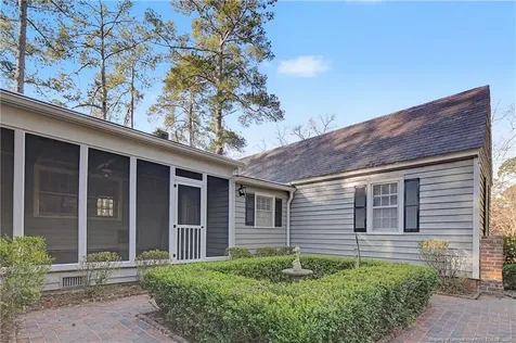 1610 Twin Oak Drive Fayetteville NC 28305
