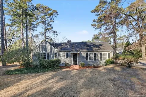 1610 Twin Oak Drive Fayetteville NC 28305