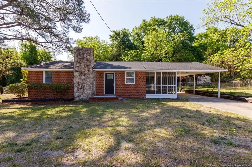 201 Scarborough Street Spring Lake NC 28390