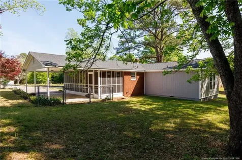201 Scarborough Street Spring Lake NC 28390