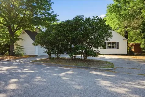 2303 N Barker Street Lumberton NC 28358
