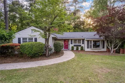 130 S Churchill Drive Fayetteville NC 28303