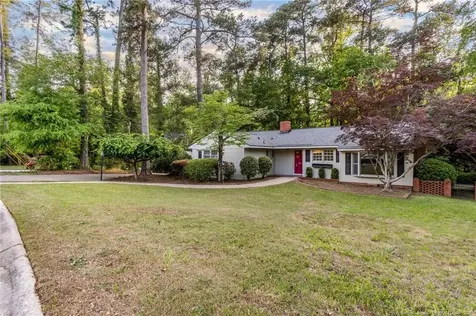 130 S Churchill Drive Fayetteville NC 28303