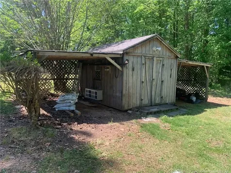 1451 Deep River Road Sanford NC 27330