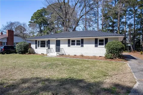 411 Lafayette Street Clinton NC 28328