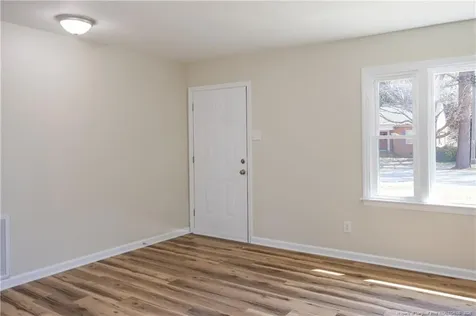 411 Lafayette Street Clinton NC 28328