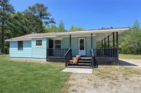 560 W Manchester Road Spring Lake NC 28390