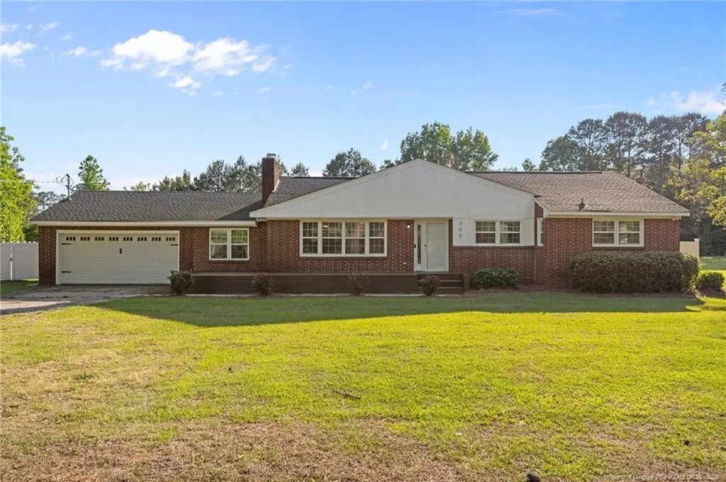 309 Cornith Road Pembroke NC 28372