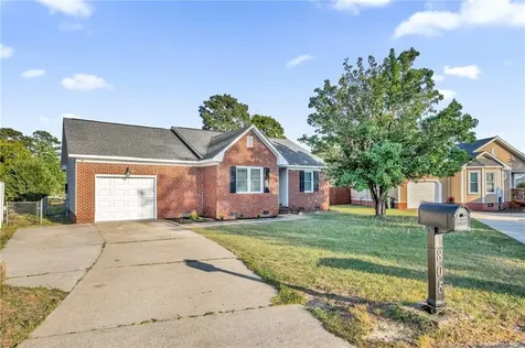 805 Windingwood Place Hope Mills NC 28348