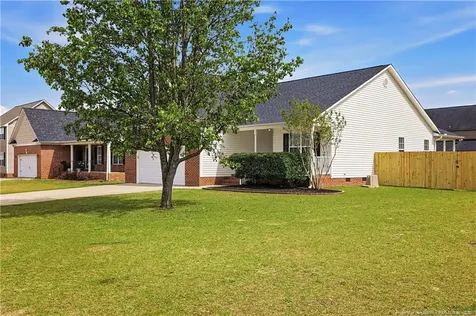 4461 Home Stakes Drive Parkton NC 28371