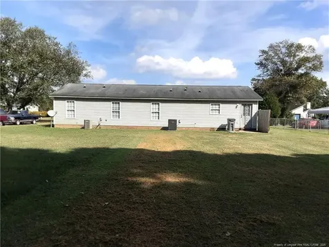 170 A & B Eulon Loop Raeford NC 28376