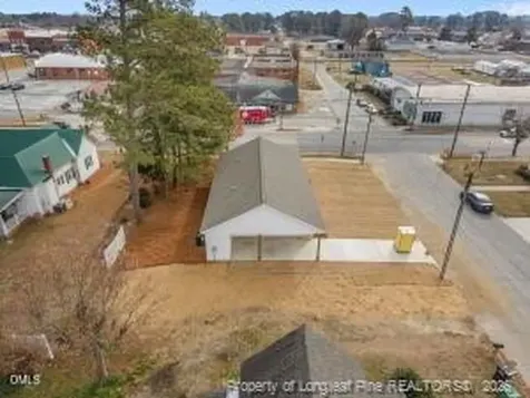 206 S Wall Street Benson NC 27504