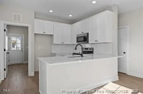 206 S Wall Street Benson NC 27504