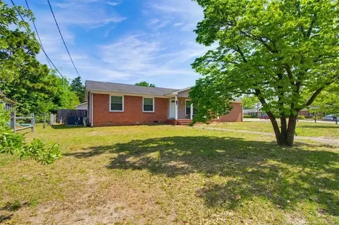 3238 Glenmore Drive Hope Mills NC 28348