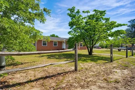 3238 Glenmore Drive Hope Mills NC 28348