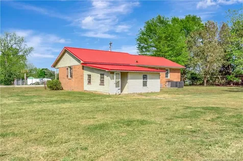4542 Nc Hwy 904 Highway Fairmont NC 28340
