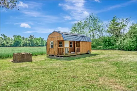 4542 Nc Hwy 904 Highway Fairmont NC 28340