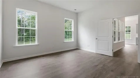 828 Fernwind Circle Aberdeen NC 28315