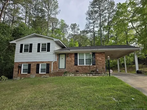 2532 Sourwood Drive Fayetteville NC 28301