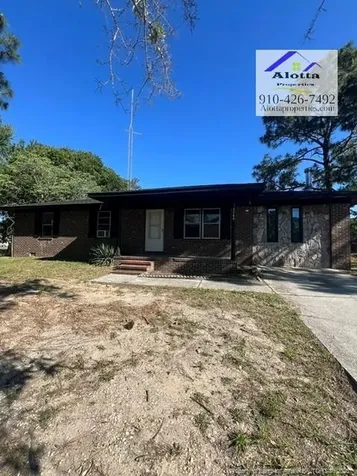 3766 Colonial Cove Hope Mills NC 28348