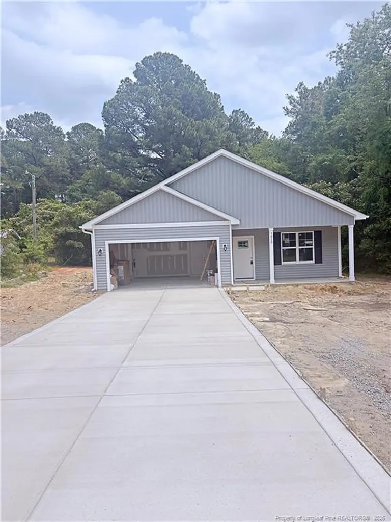 1610 Gardenia Avenue Fayetteville NC 28311