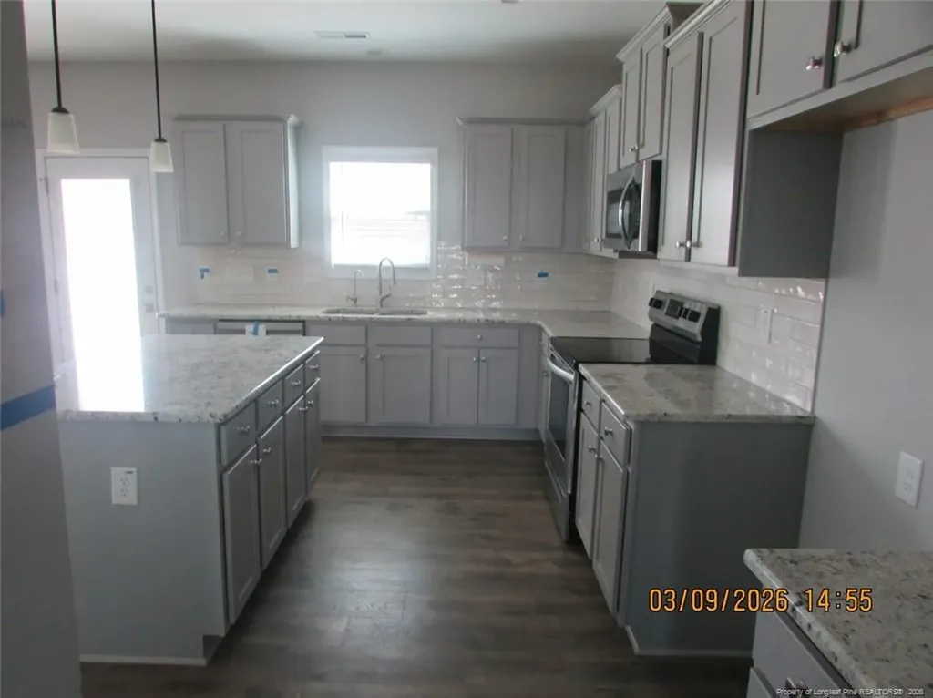 23 Tiger Paw Lane Dunn NC 28334