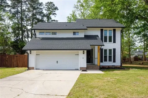 309 Broomfield Court Fayetteville NC 28311