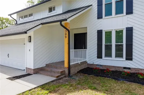 309 Broomfield Court Fayetteville NC 28311