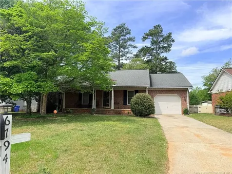 6794 Saint Julian Way Fayetteville NC 28314