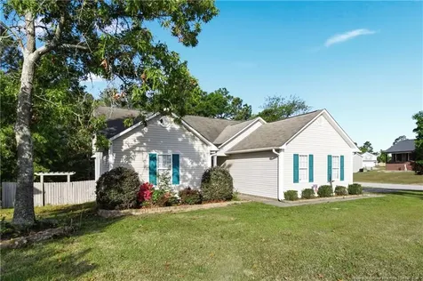 3920 Dickens Avenue Hope Mills NC 28348