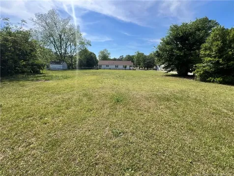 8TH Street Lumberton NC 28358