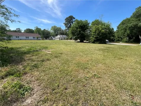 8TH Street Lumberton NC 28358