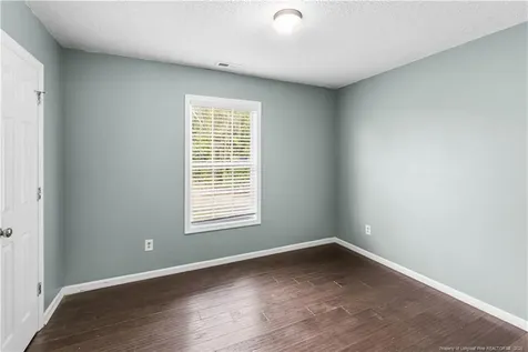 102 Barrington Court Maple Hill NC 28454