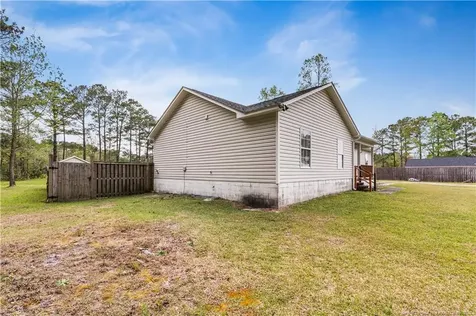 102 Barrington Court Maple Hill NC 28454