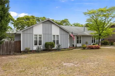 3820 Sarasota Drive Fayetteville NC 28311