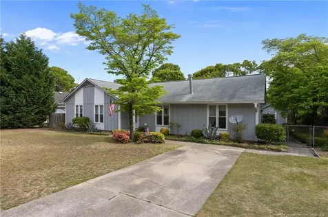 3820 Sarasota Drive Fayetteville NC 28311