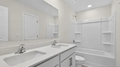 196 Charlies Bend Way Spring Lake NC 28390