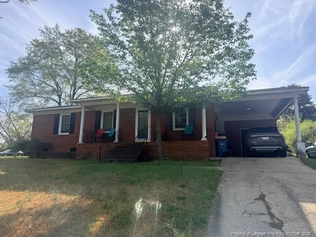 1081 Madonna Drive Fayetteville NC 28311