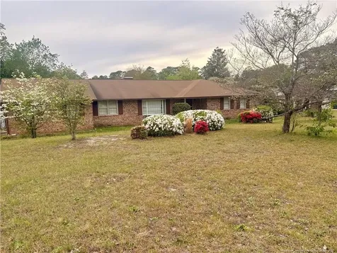 1544 Paisley Avenue Fayetteville NC 28304