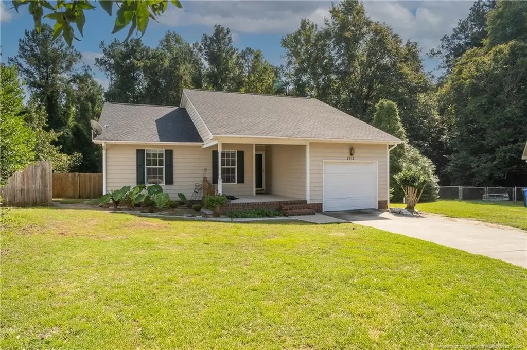 2912 Iveystone Court Fayetteville NC 28301