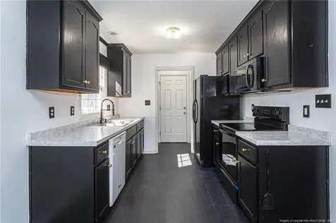 2912 Iveystone Court Fayetteville NC 28301