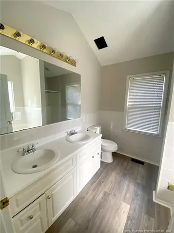 5715 Walkabout Road Hope Mills NC 28348