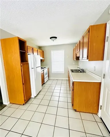 6338 Rhemish Drive Fayetteville NC 28304