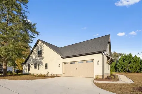 3729 Riverhill Drive Fayetteville NC 28306