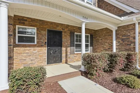 206 Leland Lane Raeford NC 28376