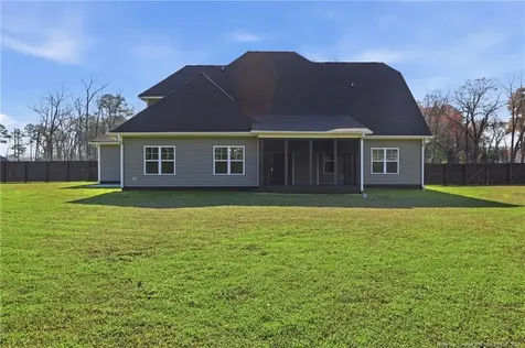 206 Leland Lane Raeford NC 28376