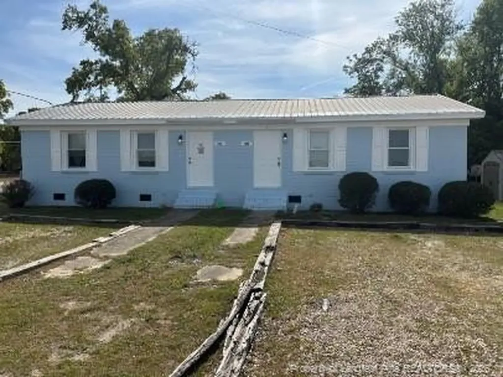 120 Calvin Street Spring Lake NC 28390